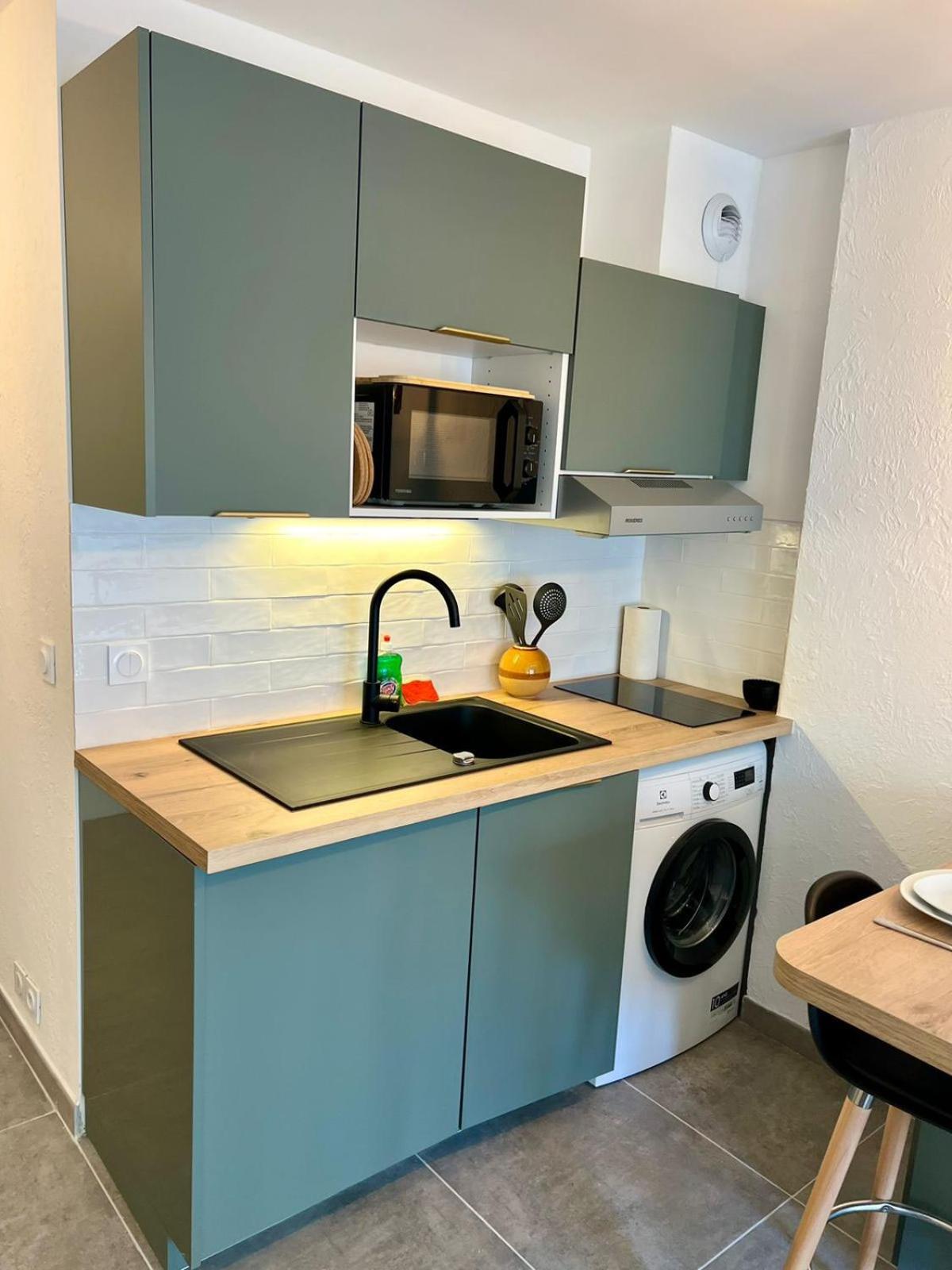 Studio Climatise, Cosy Et Calme Au Centre Ville Antibes Zewnętrze zdjęcie