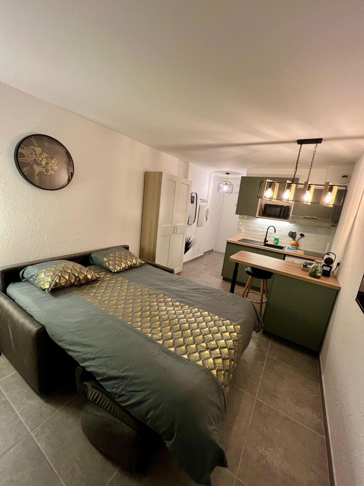 Studio Climatise, Cosy Et Calme Au Centre Ville Antibes Zewnętrze zdjęcie